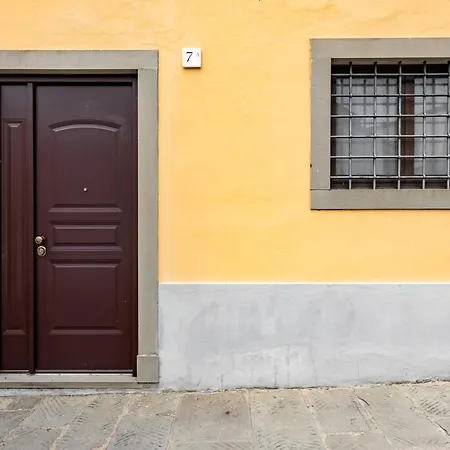 Quiet With Private Parking Appartement Settignano